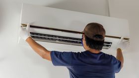 VIDEO Canicula provoacă recorduri de consum energetic și pene de curent în România